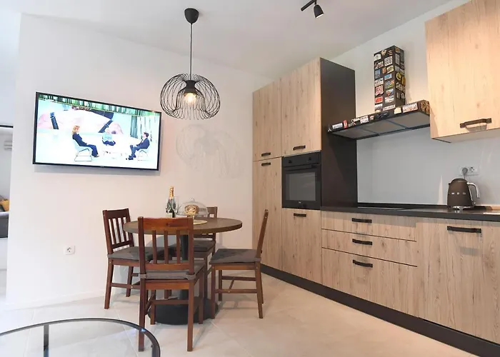 Kala House - Brand New!!